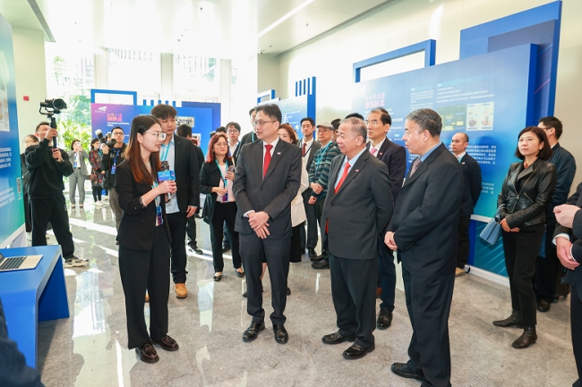 九游体育香港城市大学举办2024首届深港知识产权论坛暨国家知识产权运营（深圳河套）国际转化试点平台正式运行(图3)